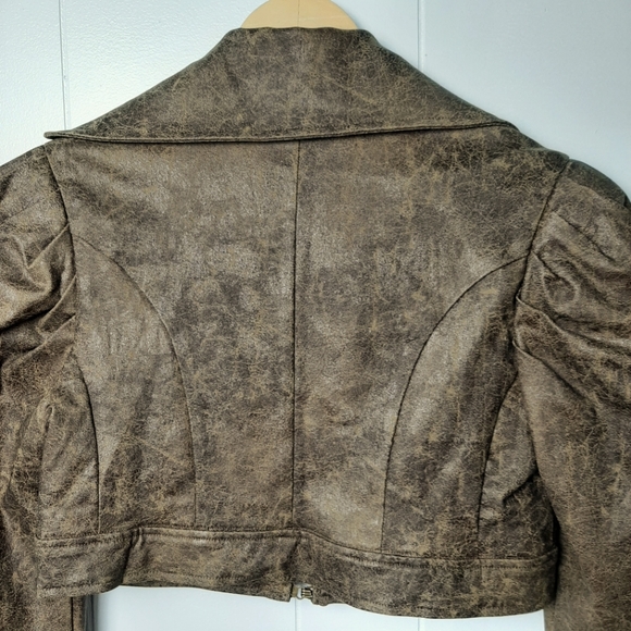 PENTAGRAMME FAUX LEATHER VINTAGE Crop Jacket - Picture 8 of 11